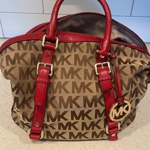 EUC Michael Kors satchel